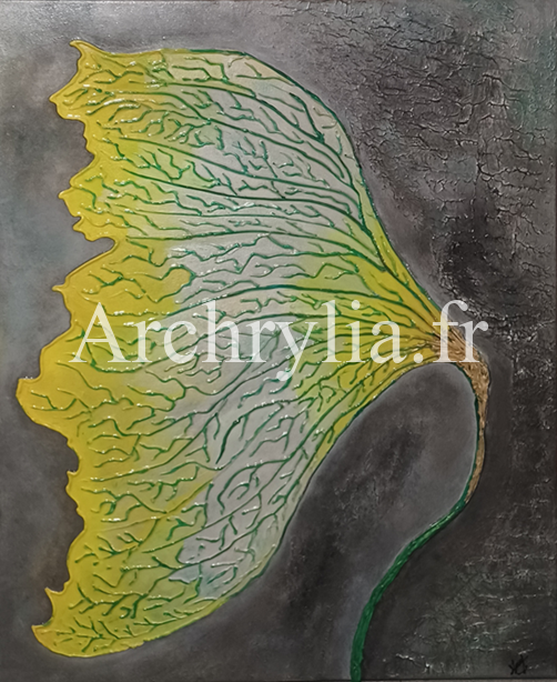 Peinture acrylique d'une fleur ornementale aux nervures marquées avec des touches de feuille d'or sur toile 73x60 cm