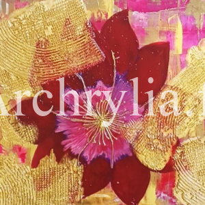 Iris Peinture acrylique résinée représentant une fleur stylisée avec des nuances de rose et d'or sur un carton de 3 mm